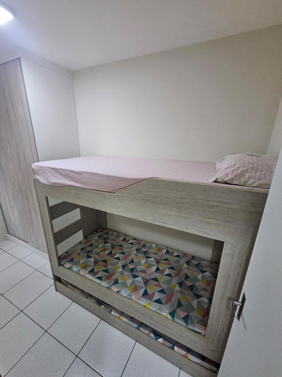 Em Apartamento *